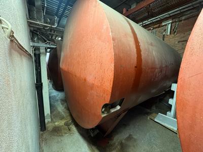 Übersichtsbild von s/s tank isulated